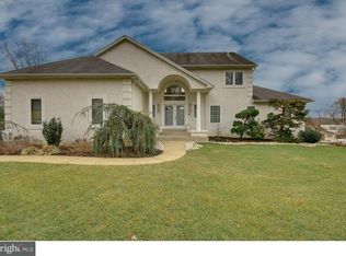 3347 Manor Rd, Huntingdon Valley, PA 19006