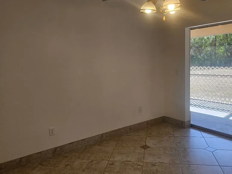 1225 Armsdale Ave — Photo 29