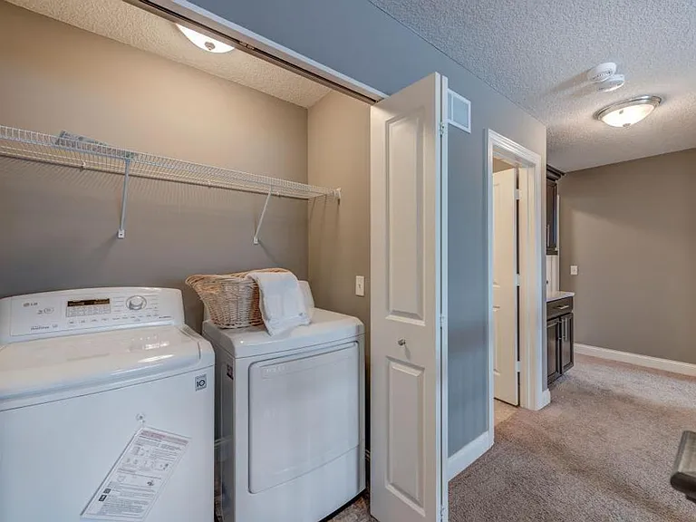 3213 Countryside Ct #C — Photo 22