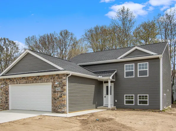 10659 Biltmore Ln, Portage, MI 49002