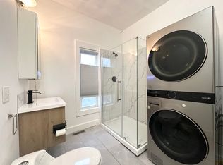 124 Almy St APT 1B, Providence, RI 02909