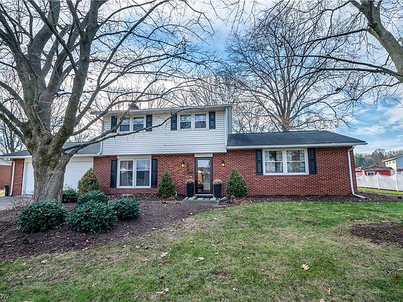2nd image of 1314 Independence Cir SE