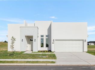 1801 Trophy Dr, Edinburg, TX 78542