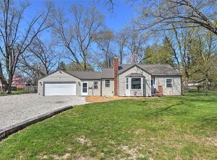 3422 E Leafdale Ave, Decatur, IL 62521