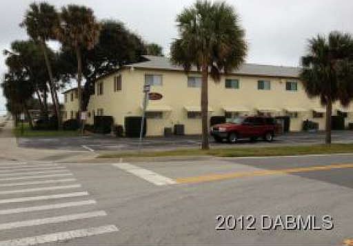 1st image of 400 Oakridge Blvd #80