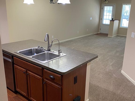 4th image of 3516 White Pine Way