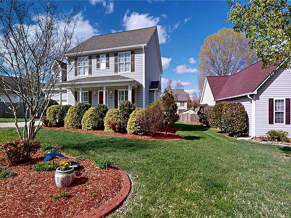 3rd image of 101 Brightleaf Ct