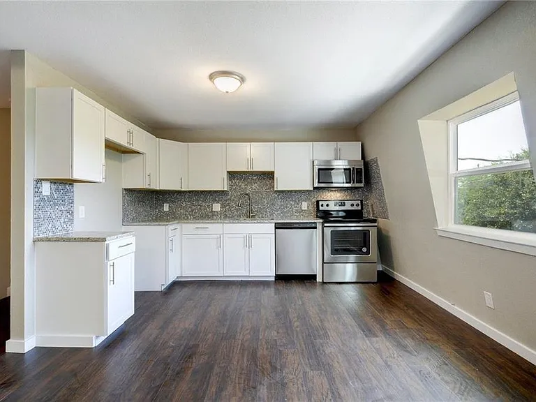 7204 Twin Crest Dr #102 — Photo 6