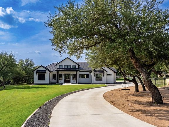 3rd image of 722 POST OAK RIDGE WAY