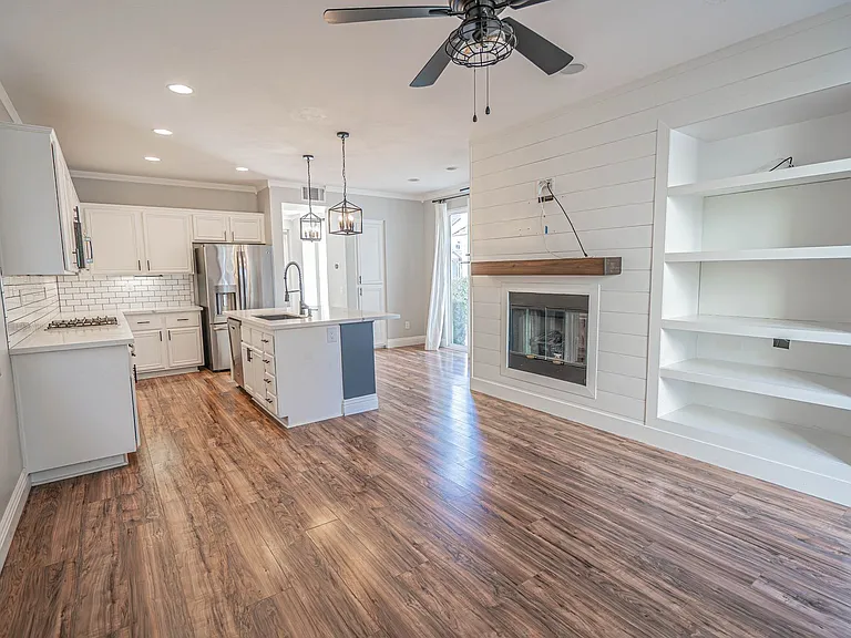 23239 Barnacle Ln — Photo 7