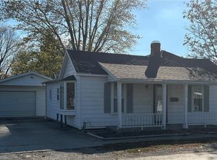 110 E 10th St, Georgetown, IL 61846