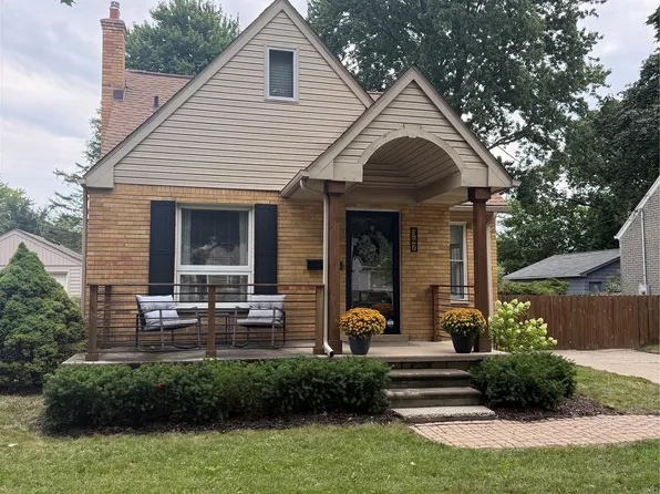 347 S Marias Ave, Clawson, MI 48017