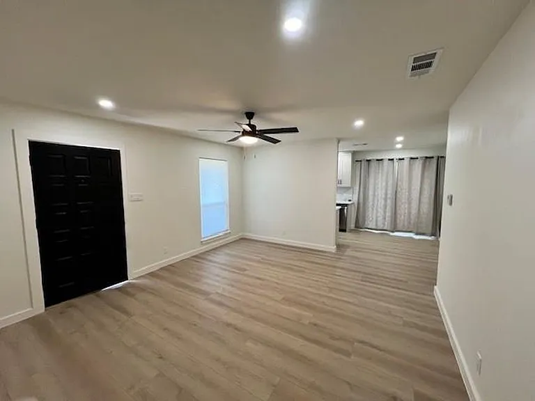 8012 Pinedale Cv #A — Photo 5