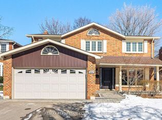 4253 Marblethorne Ct, Mississauga, ON L4W2H9