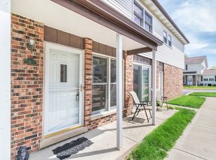 19540 115th Ave UNIT B, Mokena, IL 60448
