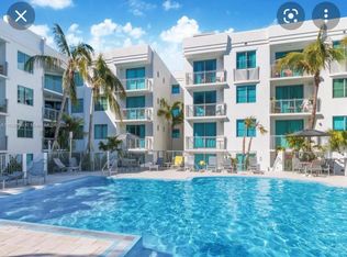 110 Washington Ave, Miami Beach, FL 33139