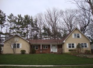 9 Sagamore Ln, East Brunswick, NJ 08816