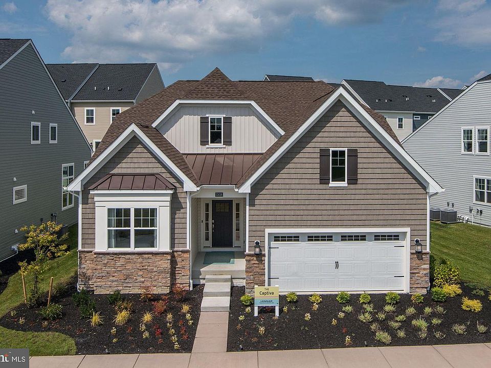 1st image of 33018 Daytona Ln