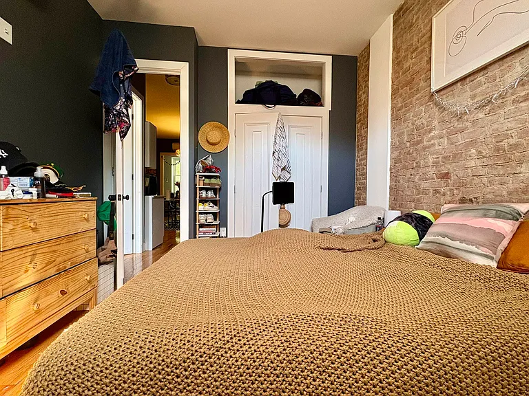 66 Halsey St #2 — Photo 10
