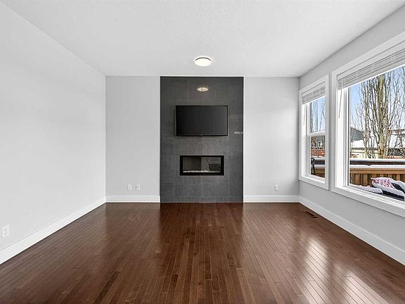 3rd image of 14 S Evansfield Rd NW