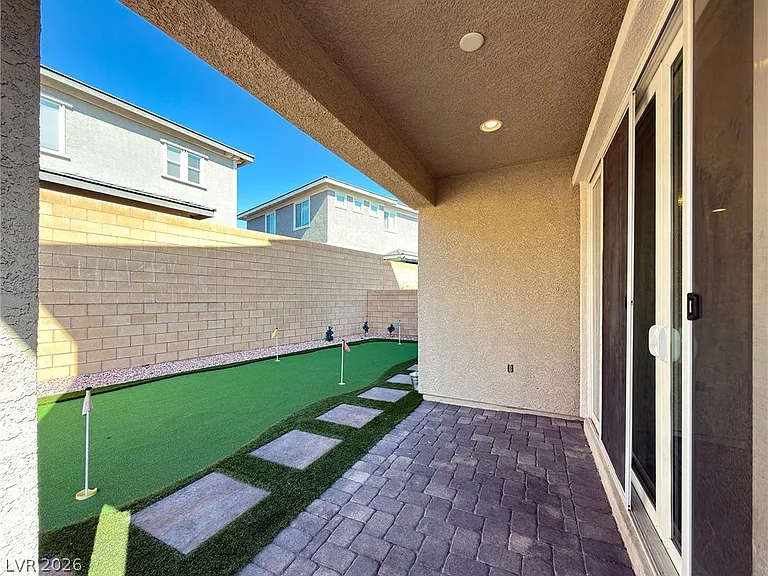 141 Neverland Ave — Photo 12
