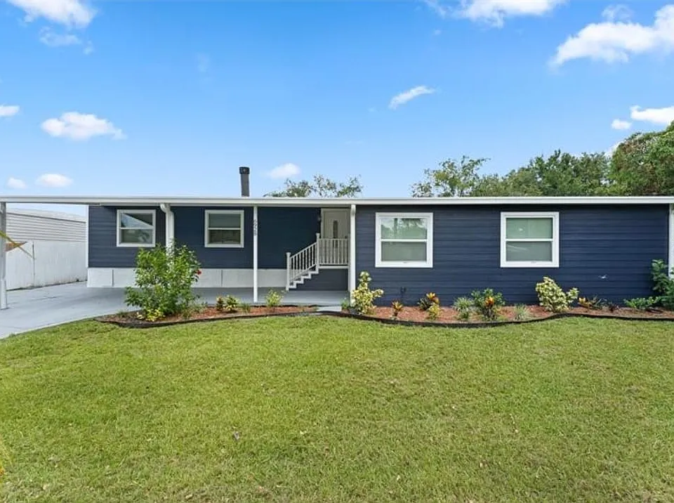 6928 Salinas Dr