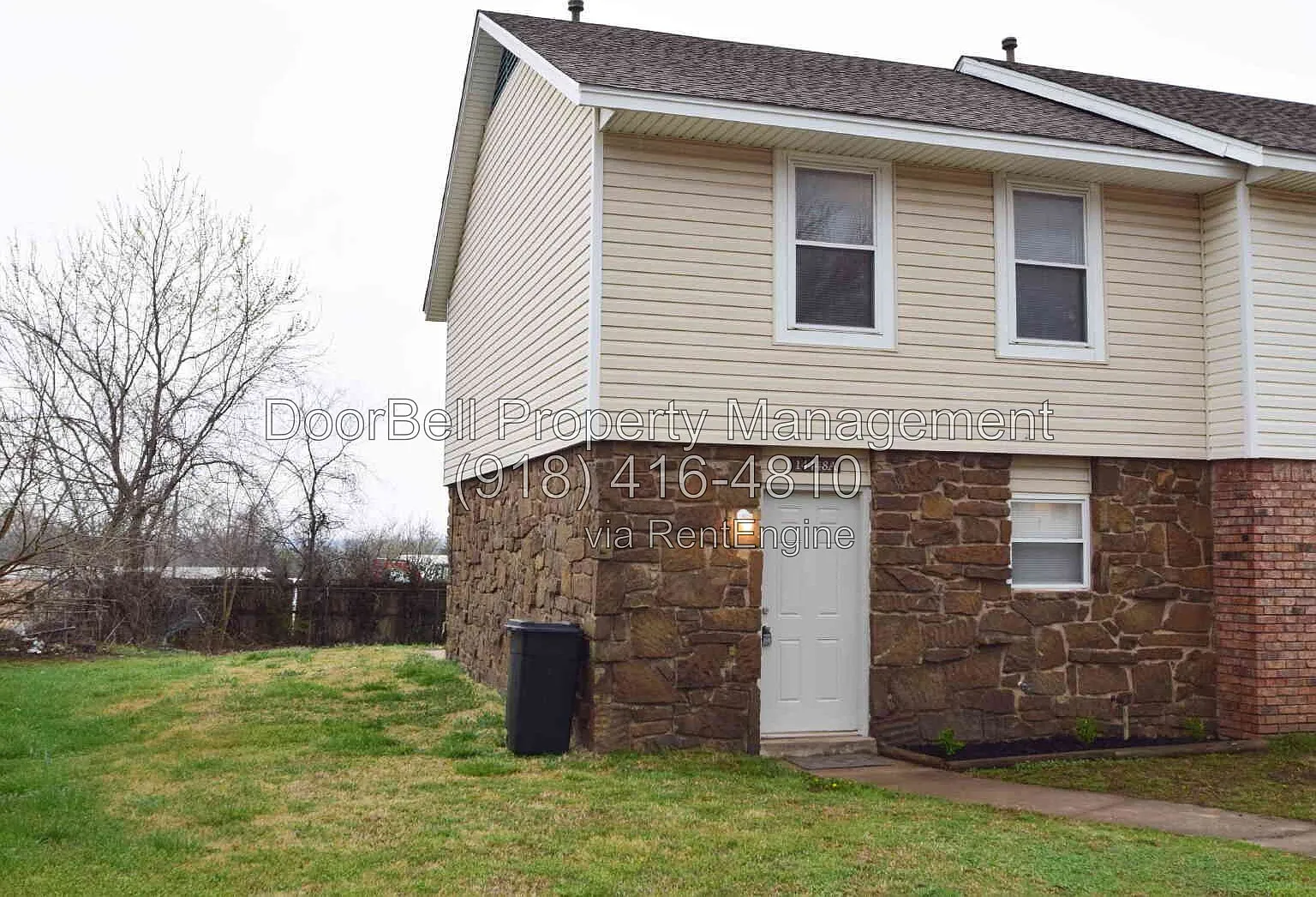 2 bed, 1.5 bath, 1170 sqft, $1,050 — Photo 2