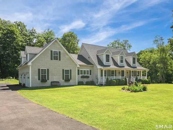 58 Platts Hill Road, Newtown, CT 06470