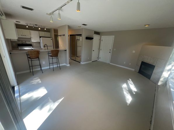 217 W Beaver Creek Blvd SUITE D28