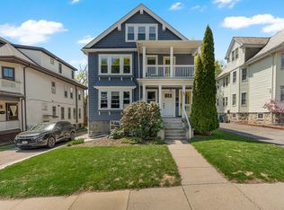 96 Redlands Rd APT 3, Boston, MA 02132