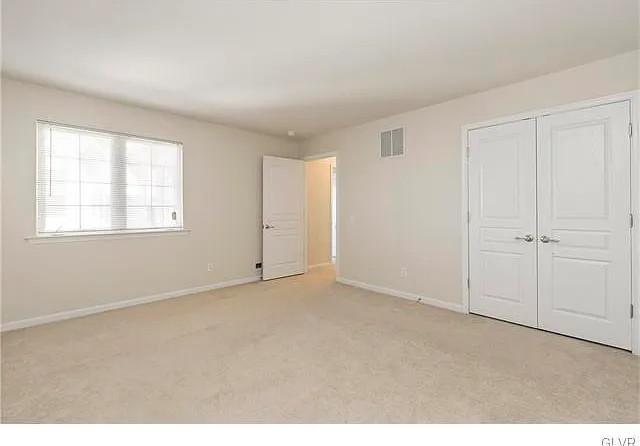 1869 Emerald Dr — Photo 9