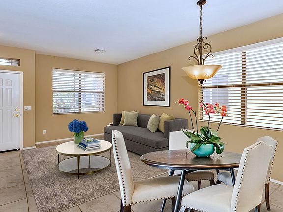 18068 W Udall Dr-large-003-14-LivingDini