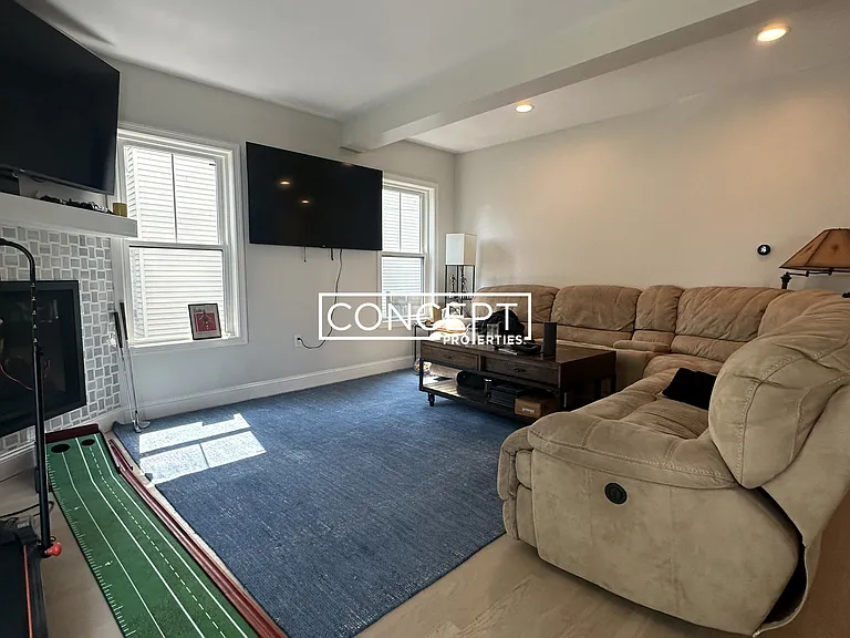 331 Savin Hill Ave — Photo 5