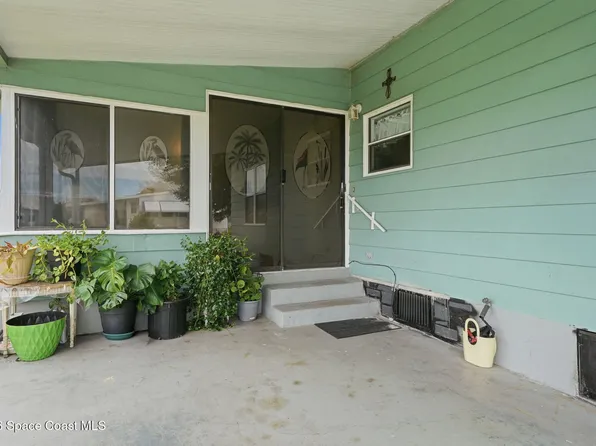 511 Jennifer Cir, West Melbourne, FL 32904