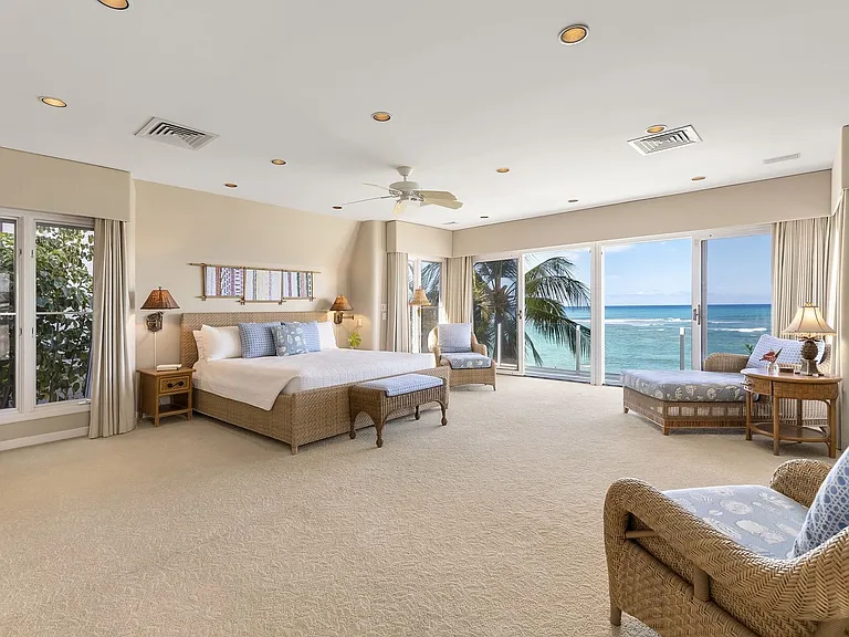 3059 Kalakaua Ave — Photo 40
