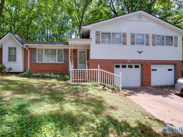 2008 Stapp Dr NE, Huntsville, AL 35811
