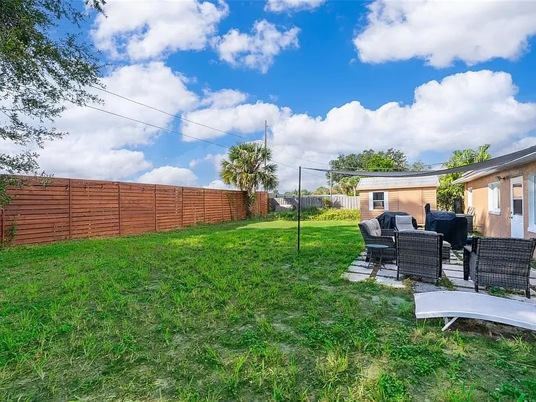 814 Malone Dr — Photo 19