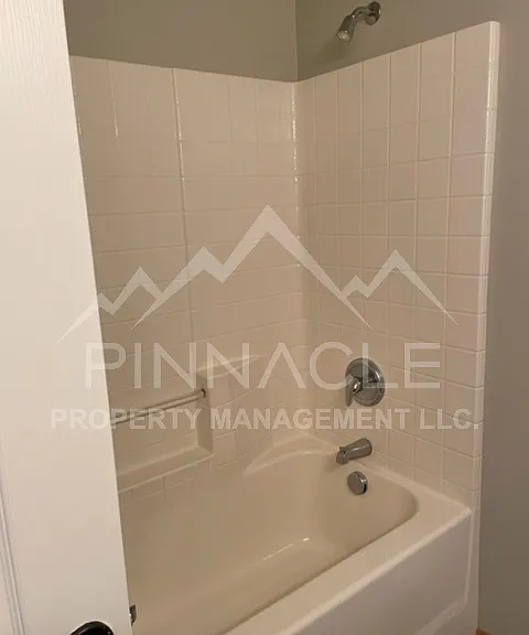 1808 W Clearview Dr — Photo 17