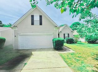 9109 Foggy Meadow Rd, Charlotte, NC 28269