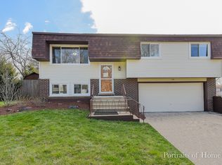 266 Cobb Cir, Bolingbrook, IL 60440