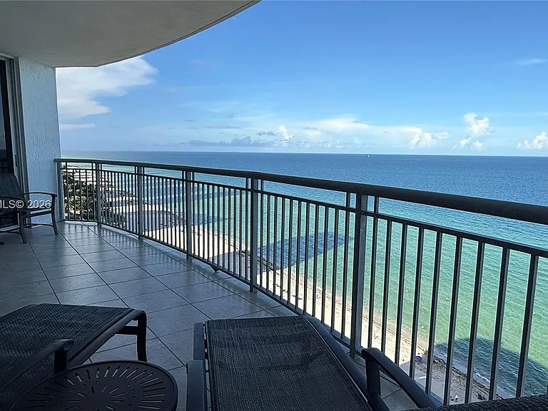 17375 Collins Ave #1901 — Photo 33