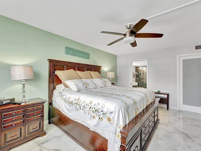 1900 S Ocean Blvd #8G — Photo 23