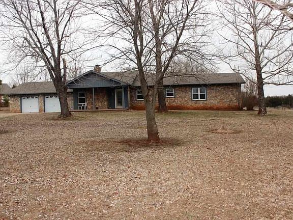 2nd image of 6721 S Lilly Ln