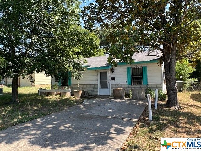 2nd image of 1414 Greenwood Ave