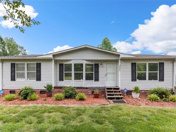 5227 Lewis Rd, Gastonia, NC 28052