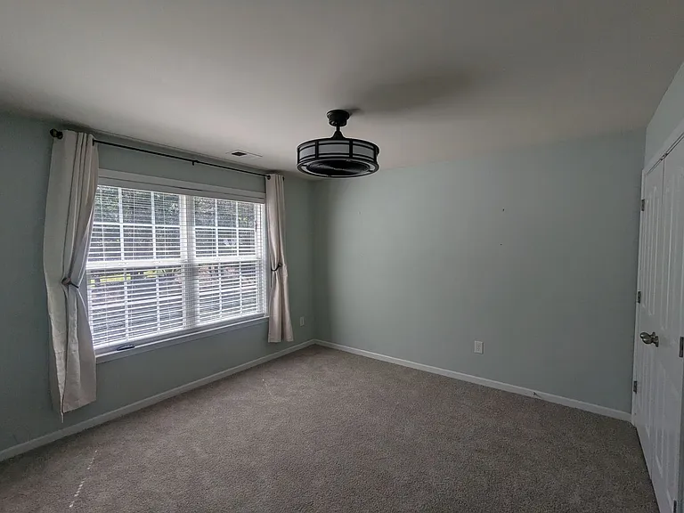 7894 Woodmere Dr — Photo 22