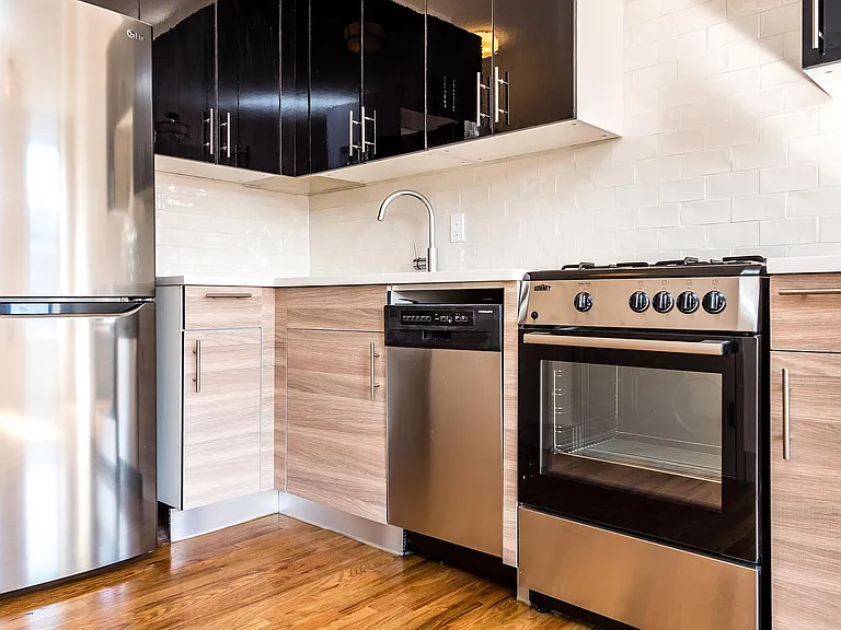 1223 Atlantic Ave #3R — Photo 15