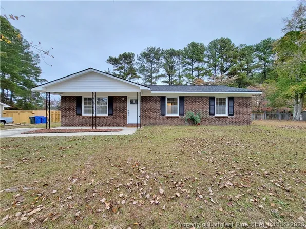 3520 Torbay Dr, Fayetteville, NC 28311