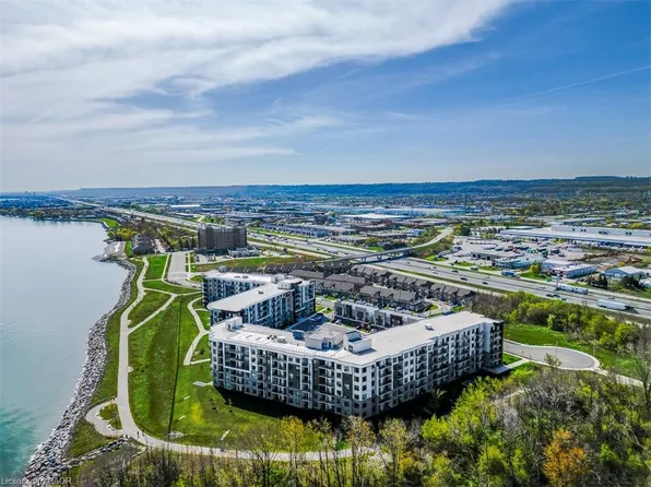 125 Shoreview Pl #102, Hamilton, ON L8E 0K3