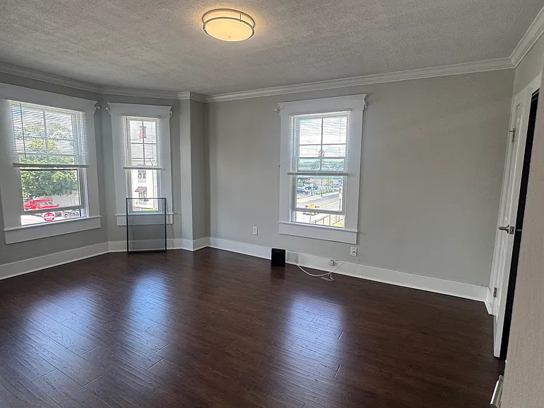 662 Moody St #2 — Photo 1